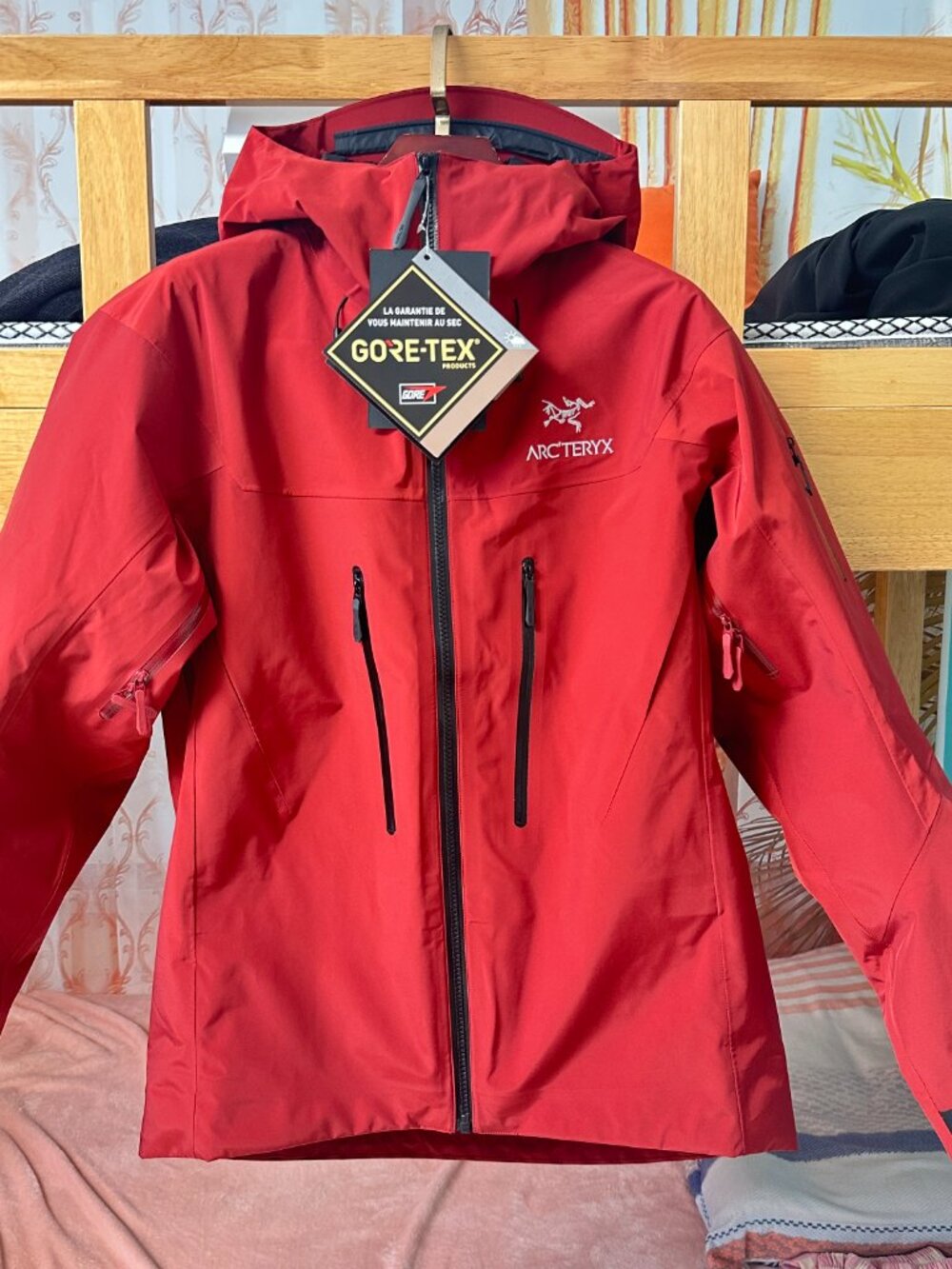 ARC'TERYX Alpha SV7 3-in-1 Down Jacket